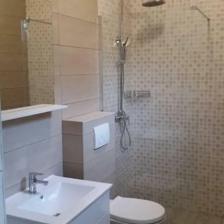 Apartment Maris Iii Rab Town